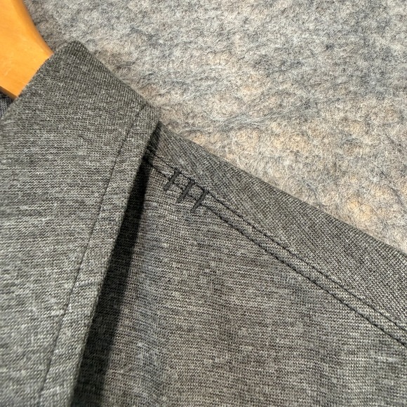 Lululemon Golf Polo Shirt Mens Large Slim Casual Button Performance Tee Summer - Picture 3 of 12